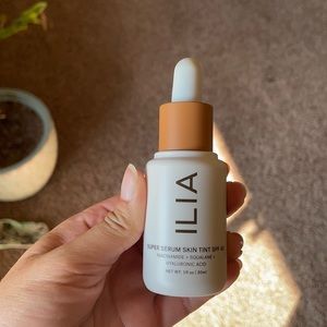 Ilia Super Serum Skin Tint